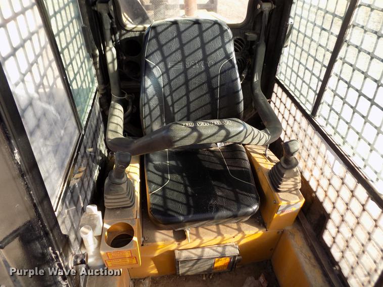 image for item DY9154 2007 Rayco C87FM XP Super Crawler brush cutter