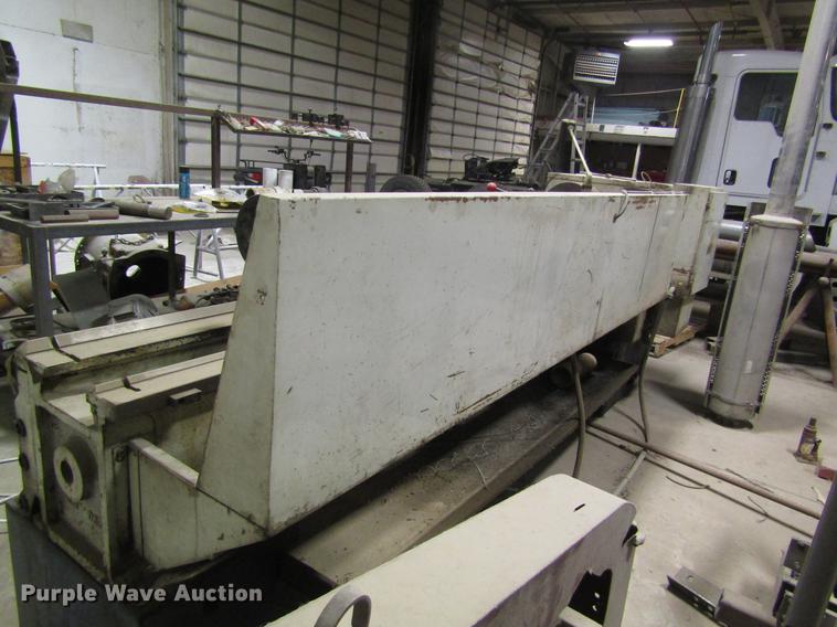 image for item EH9326 Summit lathe