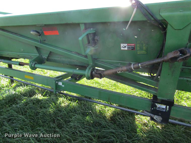 image for item DB2002 2004 John Deere 1293 corn head