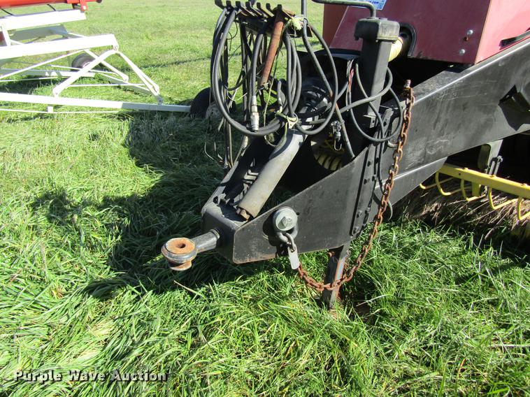 image for item DB2006 1999 New Holland 595 square baler