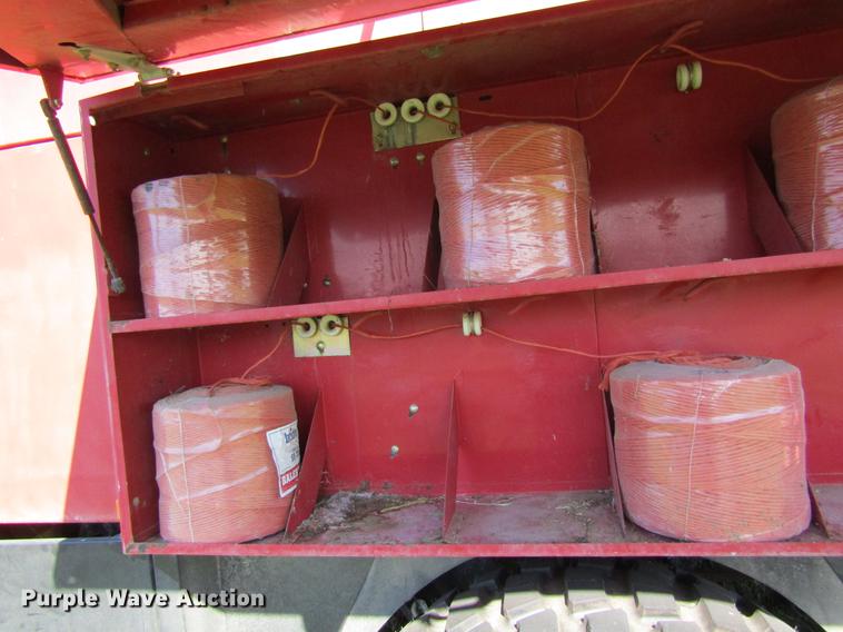 image for item DB2006 1999 New Holland 595 square baler