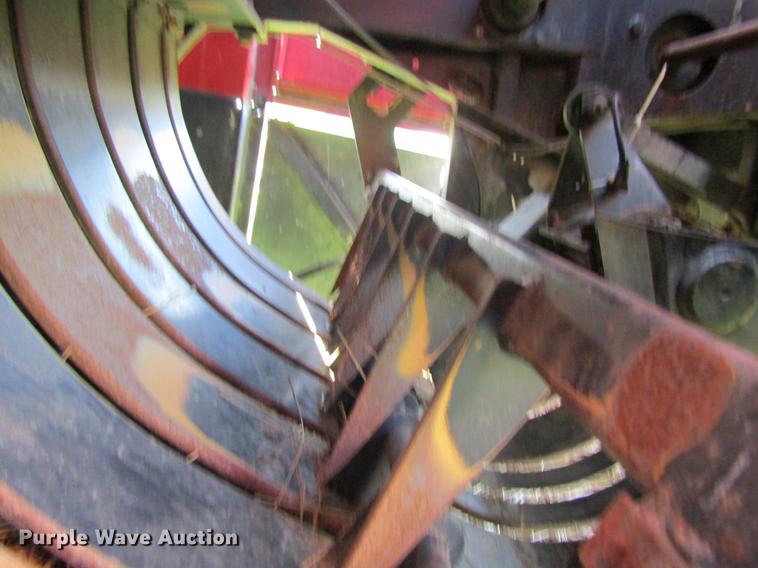 image for item DB2006 1999 New Holland 595 square baler