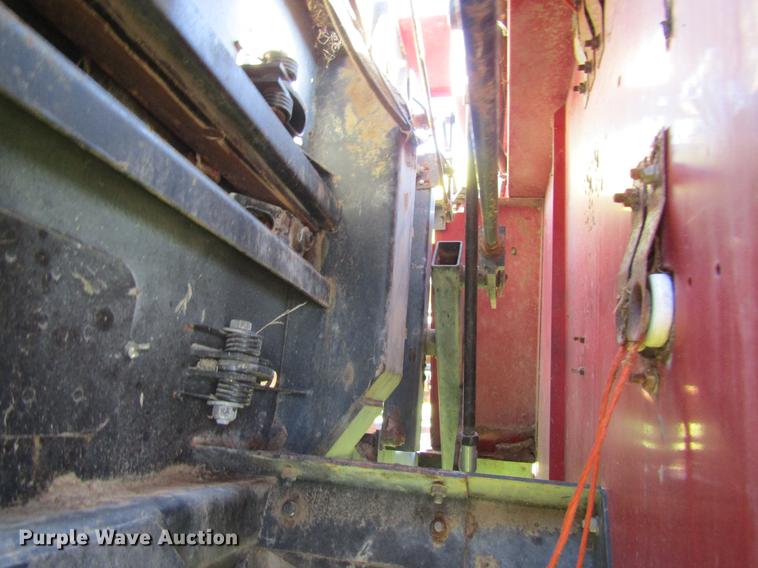 image for item DB2006 1999 New Holland 595 square baler