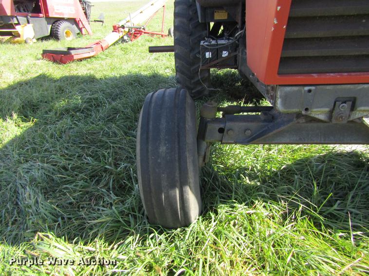 image for item DB2010 1988 Case IH 2096 tractor