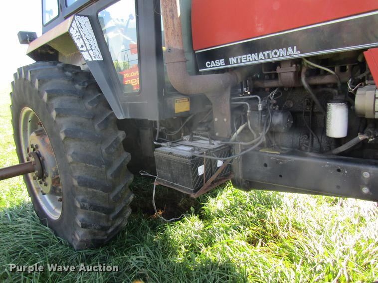 image for item DB2010 1988 Case IH 2096 tractor