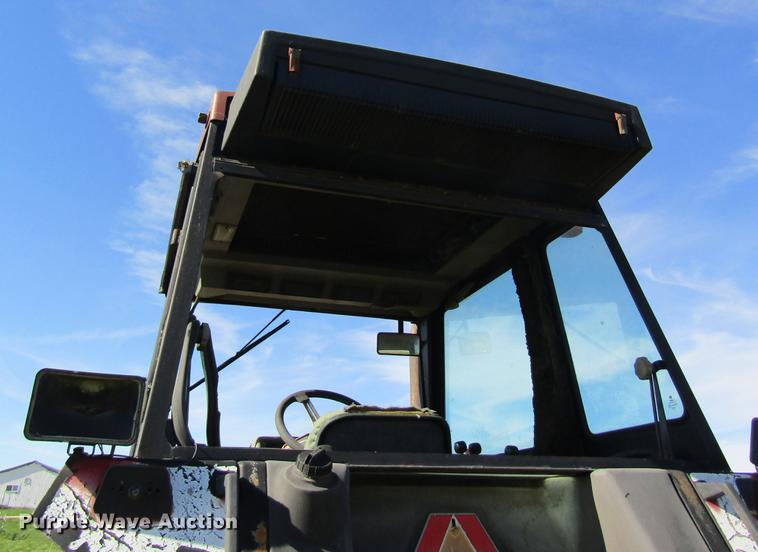 image for item DB2010 1988 Case IH 2096 tractor