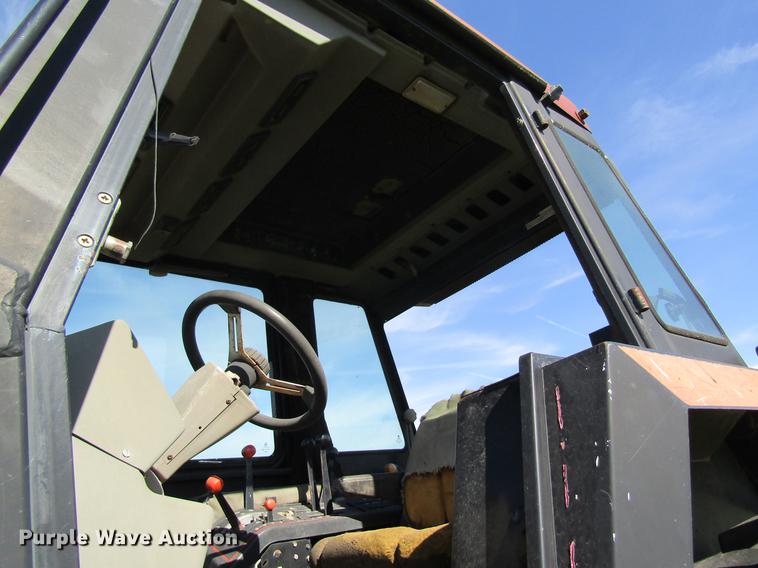 image for item DB2010 1988 Case IH 2096 tractor