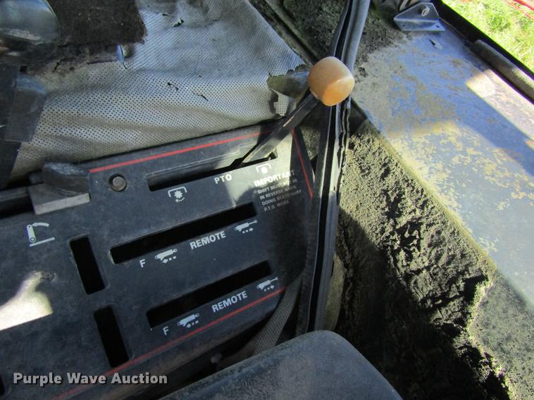 image for item DB2010 1988 Case IH 2096 tractor