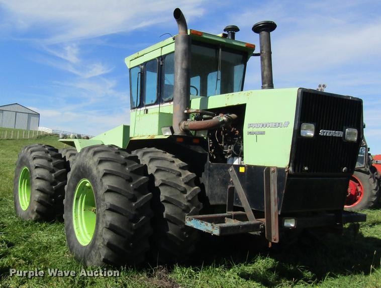 image for item DB2012 1984 Steiger Panther IV KM325 tractor