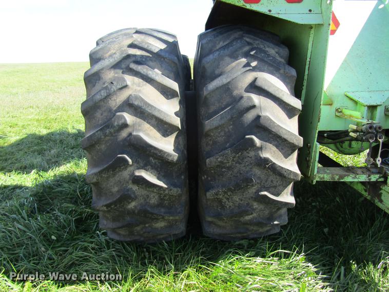 image for item DB2012 1984 Steiger Panther IV KM325 tractor