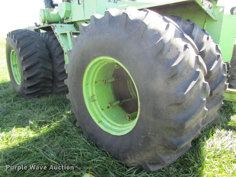 image for item DB2012 1984 Steiger Panther IV KM325 tractor