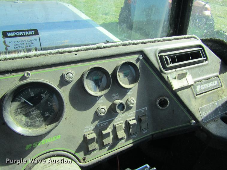 image for item DB2012 1984 Steiger Panther IV KM325 tractor