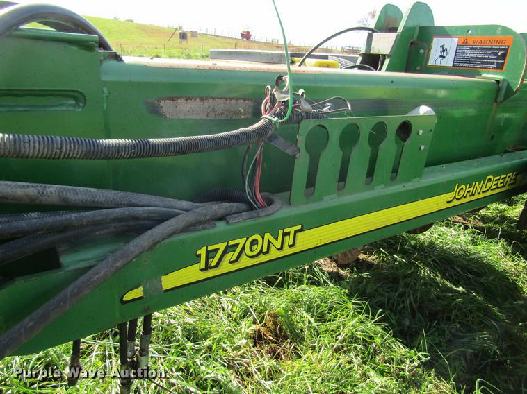 image for item DB2013 2010 John Deere 1770NT MaxEmerge XP planter