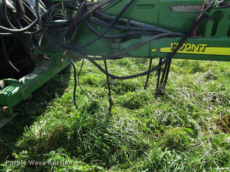 image for item DB2013 2010 John Deere 1770NT MaxEmerge XP planter