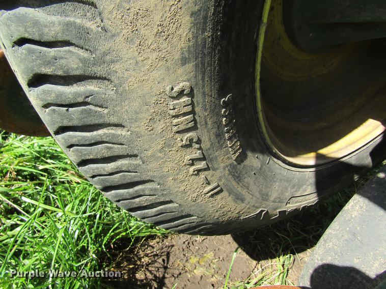 image for item DB2013 2010 John Deere 1770NT MaxEmerge XP planter