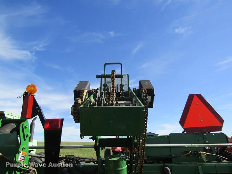 image for item DB2013 2010 John Deere 1770NT MaxEmerge XP planter