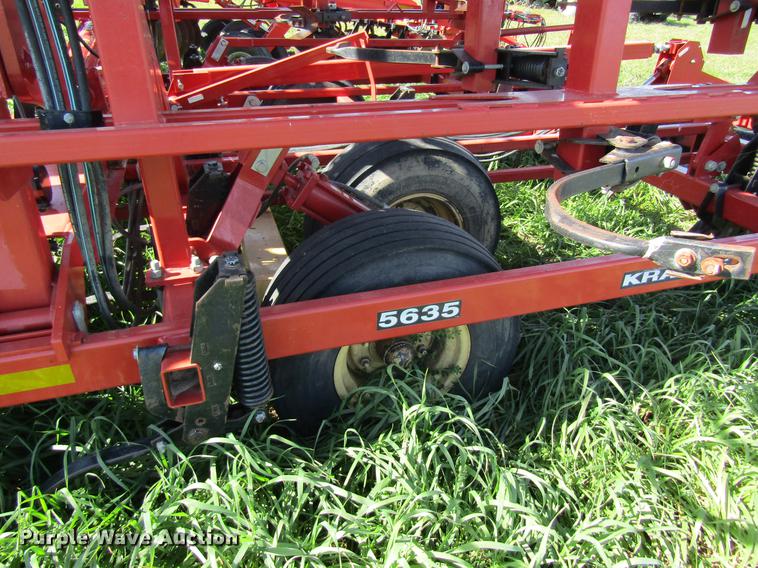 image for item DB2016 Krause 5635-42 field cultivator