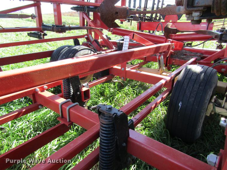 image for item DB2016 Krause 5635-42 field cultivator