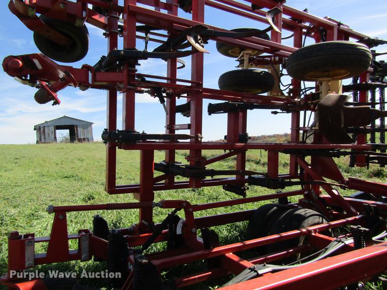 image for item DB2016 Krause 5635-42 field cultivator