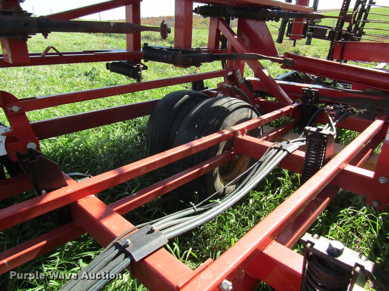 image for item DB2016 Krause 5635-42 field cultivator