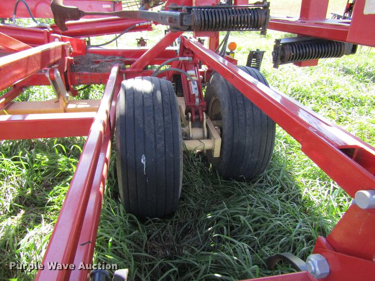 image for item DB2016 Krause 5635-42 field cultivator