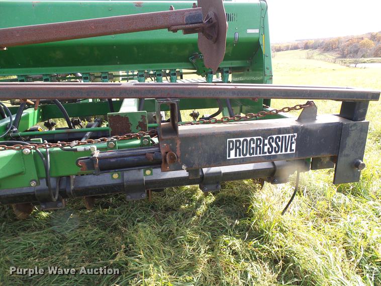 image for item DB2024 (2) John Deere 750 grain drills