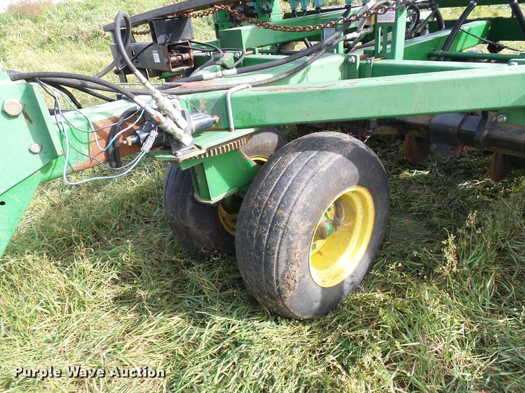 image for item DB2024 (2) John Deere 750 grain drills