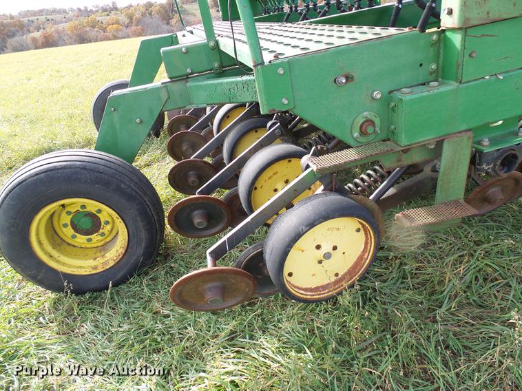 image for item DB2024 (2) John Deere 750 grain drills