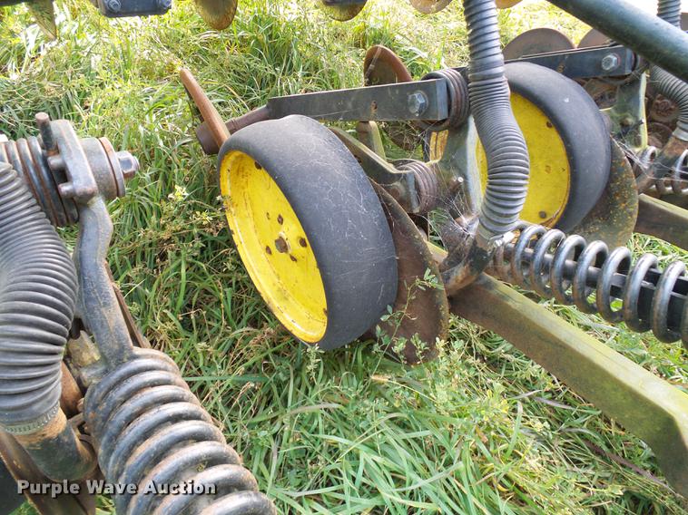 image for item DB2024 (2) John Deere 750 grain drills