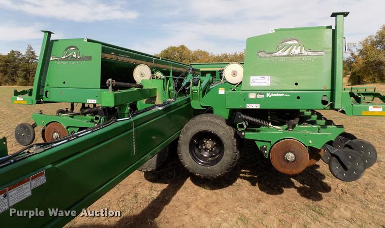 image for item DB9060 2014 Great Plains 3S-5000HD-6010 grain drill