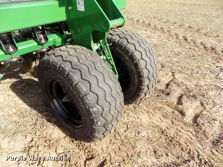 image for item DB9060 2014 Great Plains 3S-5000HD-6010 grain drill