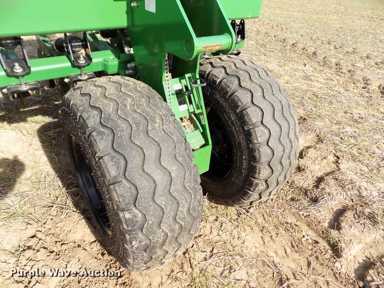 image for item DB9060 2014 Great Plains 3S-5000HD-6010 grain drill