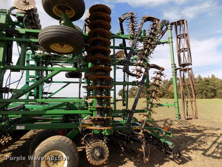 image for item DB9061 2014 Great Plains Turbo Max 4000TM vertical tillage