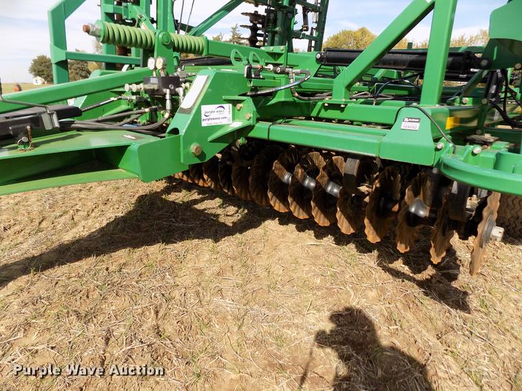 image for item DB9061 2014 Great Plains Turbo Max 4000TM vertical tillage