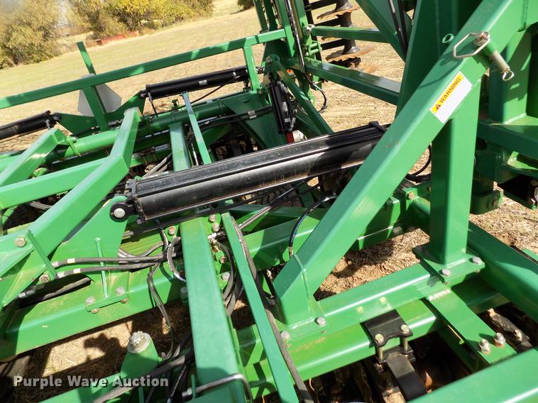 image for item DB9061 2014 Great Plains Turbo Max 4000TM vertical tillage