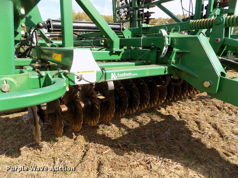 image for item DB9061 2014 Great Plains Turbo Max 4000TM vertical tillage