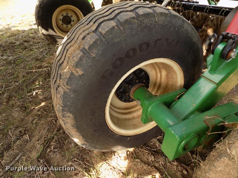 image for item DB9061 2014 Great Plains Turbo Max 4000TM vertical tillage