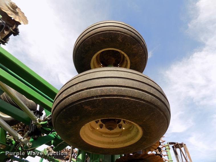 image for item DB9061 2014 Great Plains Turbo Max 4000TM vertical tillage