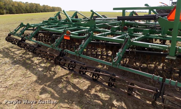 image for item DB9061 2014 Great Plains Turbo Max 4000TM vertical tillage