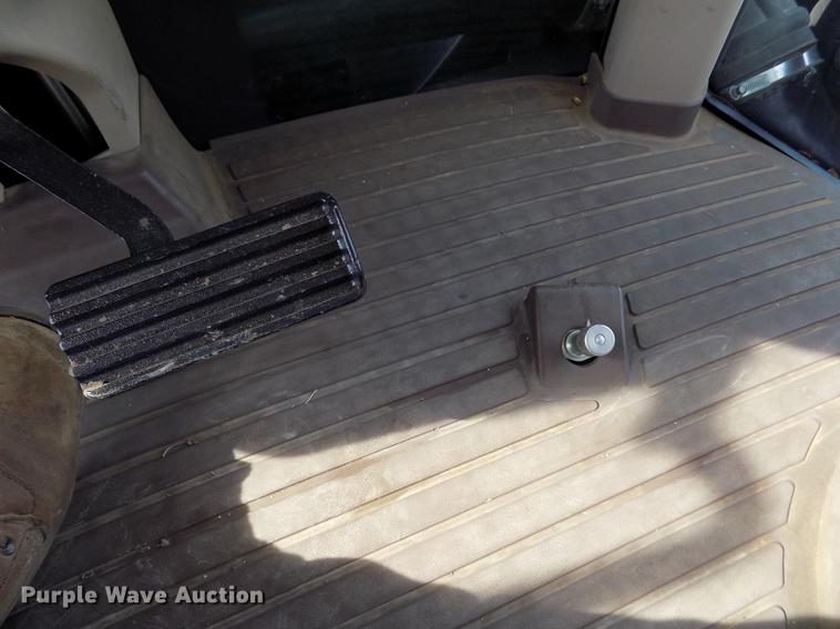 image for item DB9062 2012 John Deere 9410R 4WD tractor