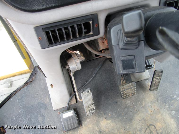 image for item DC0071 2006 Ag-Chem TerraGator 6103 sprayer