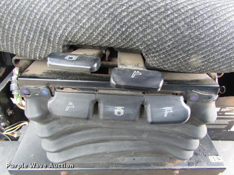 image for item DC0071 2006 Ag-Chem TerraGator 6103 sprayer