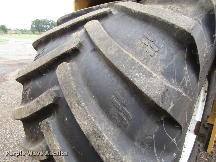 image for item DC0071 2006 Ag-Chem TerraGator 6103 sprayer