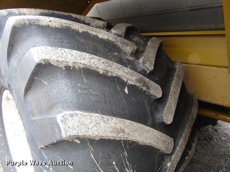 image for item DC0071 2006 Ag-Chem TerraGator 6103 sprayer