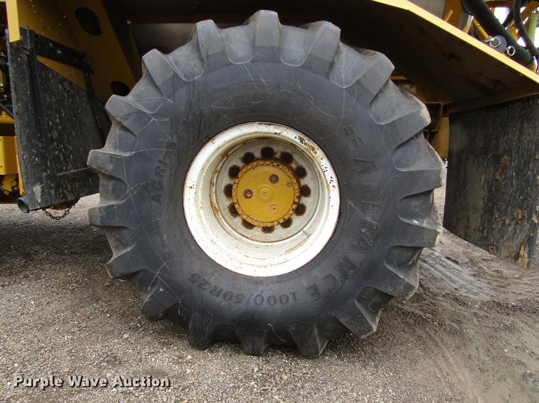 image for item DC0071 2006 Ag-Chem TerraGator 6103 sprayer