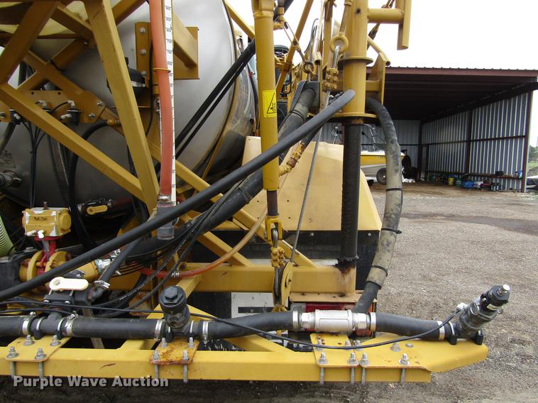 image for item DC0071 2006 Ag-Chem TerraGator 6103 sprayer