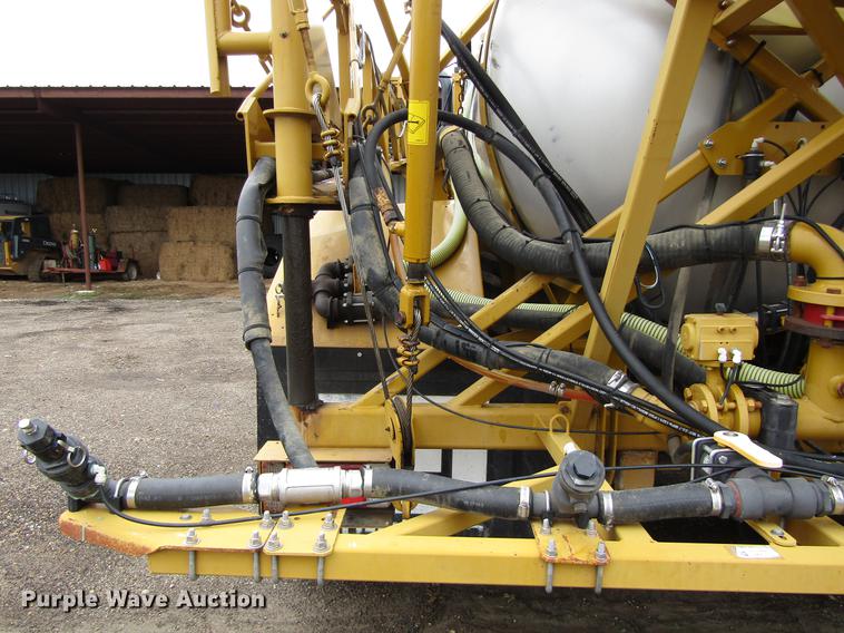 image for item DC0071 2006 Ag-Chem TerraGator 6103 sprayer