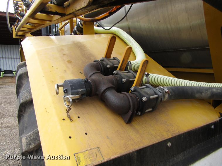 image for item DC0071 2006 Ag-Chem TerraGator 6103 sprayer