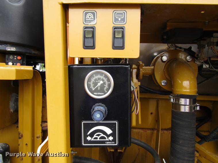 image for item DC0071 2006 Ag-Chem TerraGator 6103 sprayer