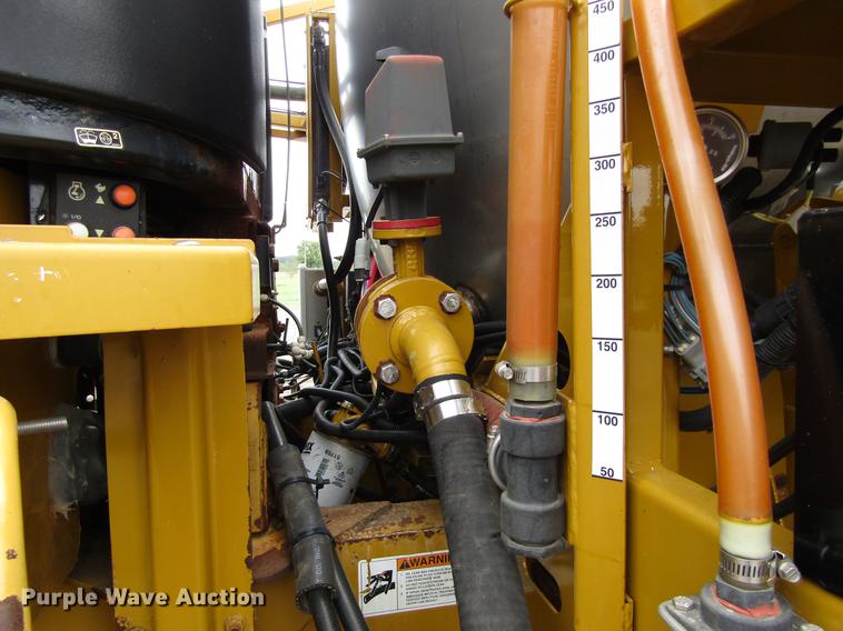 image for item DC0071 2006 Ag-Chem TerraGator 6103 sprayer